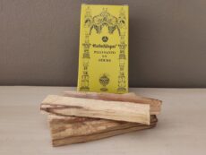 Incienso en Palo Santo en Sticks - Laura Casart